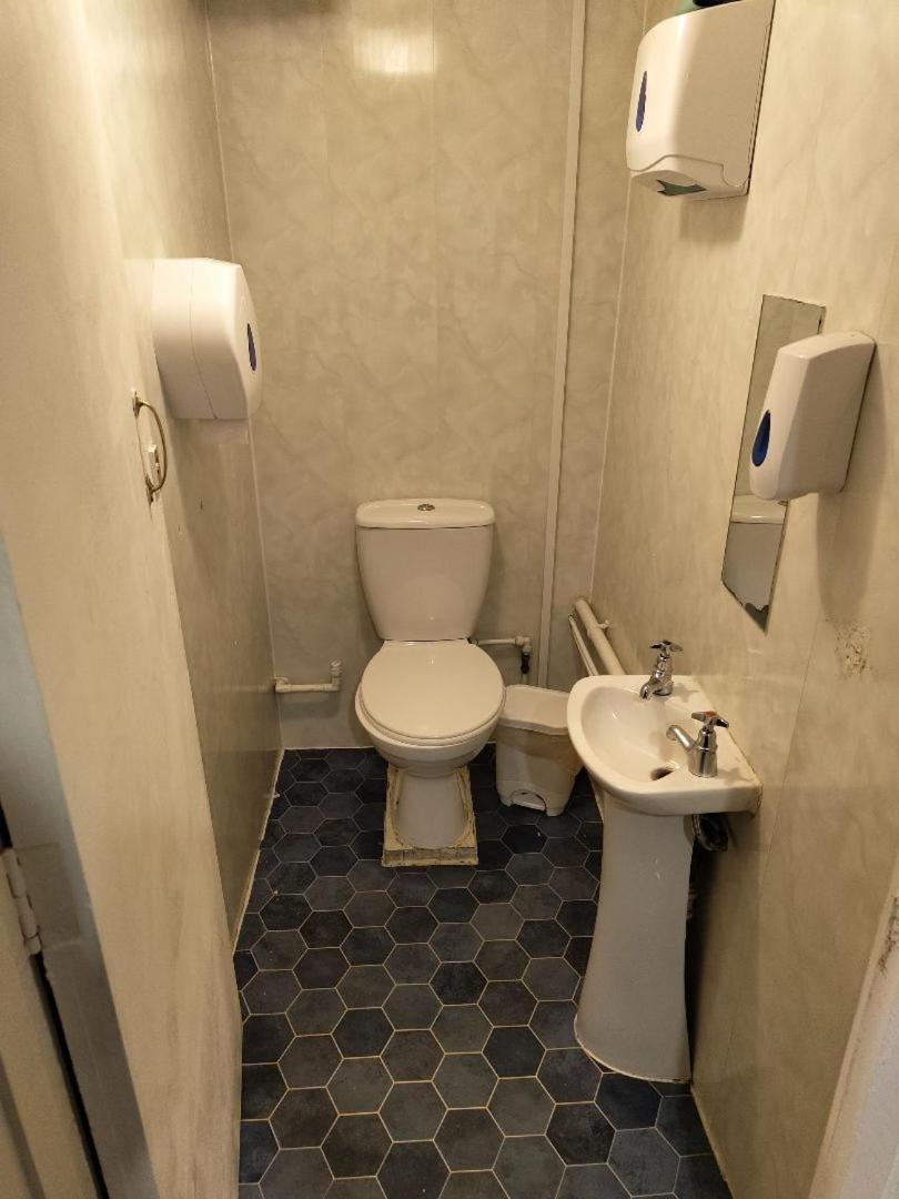 The Merlin Hotel Μπλάκπουλ Εξωτερικό φωτογραφία