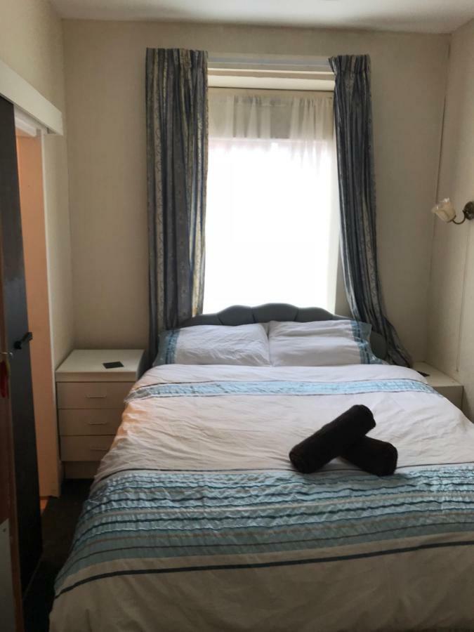 The Merlin Hotel Μπλάκπουλ Εξωτερικό φωτογραφία